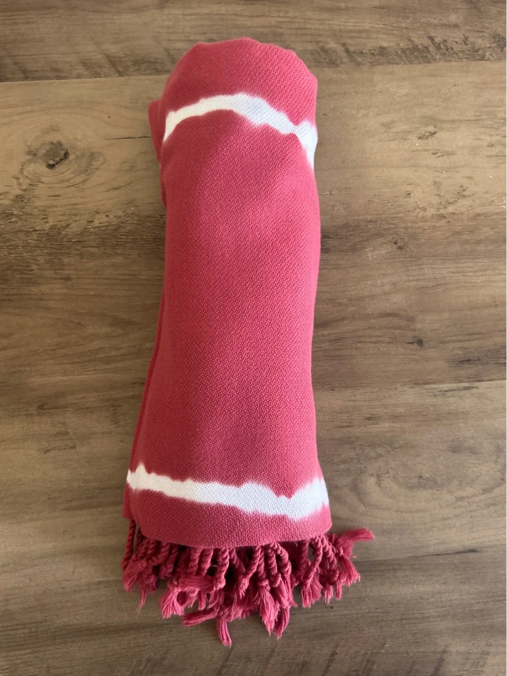 Festival Travel Towel Tie Dye Burgundy Red White 36 x 65 NEW